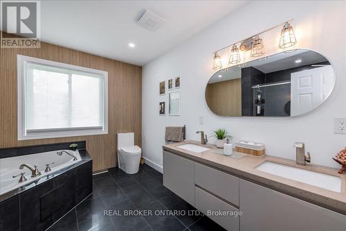 3665 Baldwick Lane, Springwater, ON - Indoor Photo Showing Bathroom