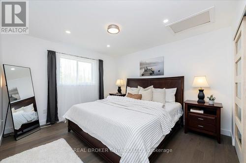 3665 Baldwick Lane, Springwater, ON - Indoor Photo Showing Bedroom