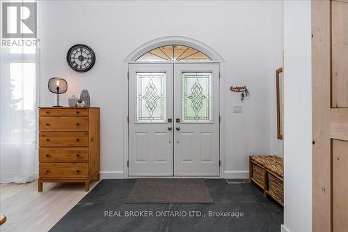3665 Baldwick Lane, Springwater, ON - Indoor Photo Showing Other Room