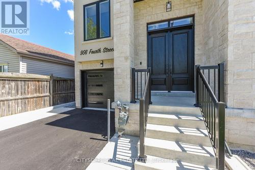 956 Fourth Street, Mississauga, ON - Outdoor With Exterior