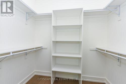 956 Fourth Street, Mississauga, ON - Indoor With Storage