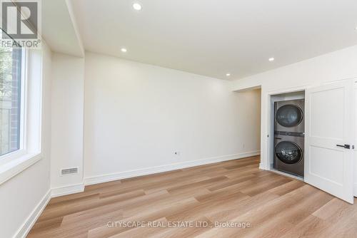 956 Fourth Street, Mississauga, ON - Indoor