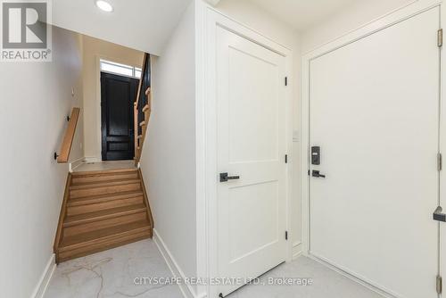 956 Fourth Street, Mississauga, ON - Indoor Photo Showing Other Room