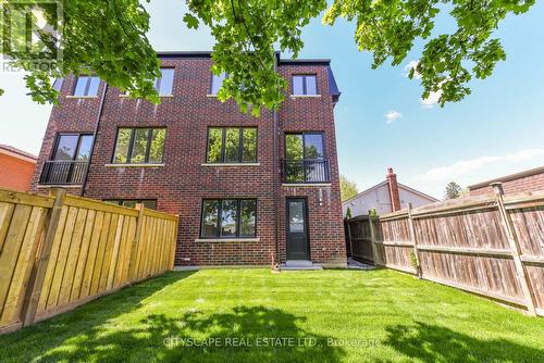 956 Fourth Street, Mississauga, ON - Outdoor