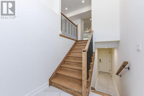 956 Fourth Street, Mississauga, ON - Indoor Photo Showing Other Room