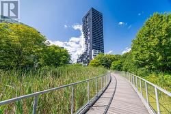 TH105 - 170 BAYVIEW AVENUE Toronto, ON M5A 0M4
