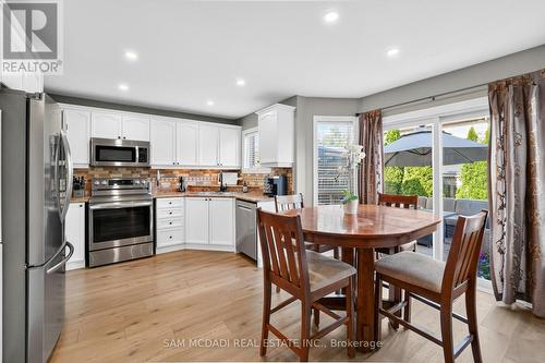 2191 Coldwater Street, Burlington, ON - Indoor