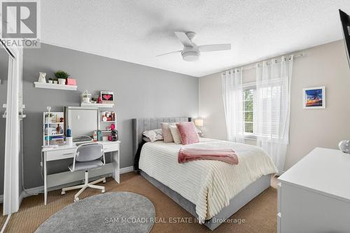 2191 Coldwater Street, Burlington, ON - Indoor Photo Showing Bedroom