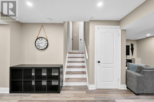 2191 Coldwater Street, Burlington, ON - Indoor Photo Showing Other Room
