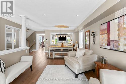 2191 Coldwater Street, Burlington, ON - Indoor Photo Showing Living Room