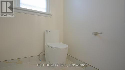 143 Elgin Crescent, Waterloo, ON - Indoor Photo Showing Bathroom