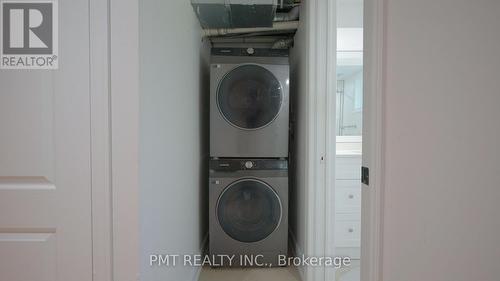 143 Elgin Crescent, Waterloo, ON - Indoor Photo Showing Laundry Room