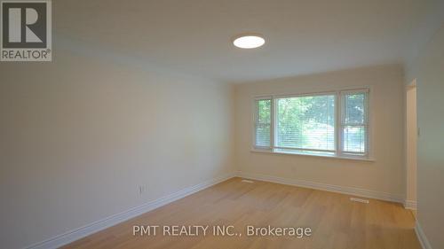143 Elgin Crescent, Waterloo, ON - Indoor Photo Showing Other Room