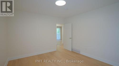 143 Elgin Crescent, Waterloo, ON - Indoor Photo Showing Other Room