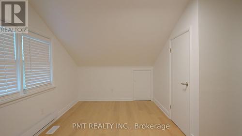 143 Elgin Crescent, Waterloo, ON - Indoor Photo Showing Other Room