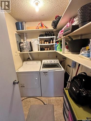 7346 Bennett Drive, Regina, SK - Indoor Photo Showing Laundry Room