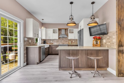 Kitchen - 16 Ch. De La Perdrix, Val-Des-Monts, QC - Indoor Photo Showing Kitchen With Upgraded Kitchen