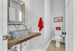 Powder room - 
