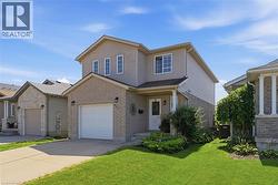 644 LANGLAW Drive  Cambridge, ON N1P 1H4