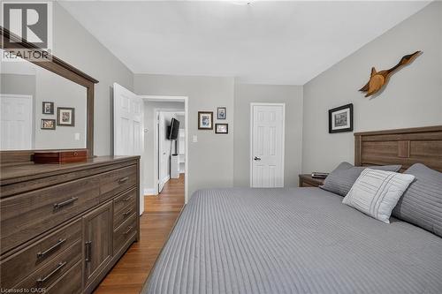 89 Wise Crescent, Hamilton, ON - Indoor Photo Showing Bedroom