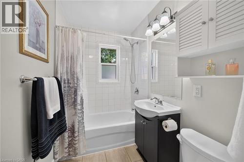 89 Wise Crescent, Hamilton, ON - Indoor Photo Showing Bathroom