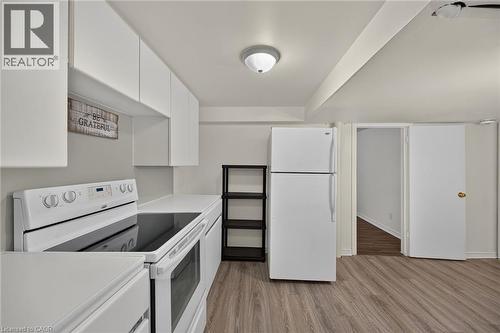 89 Wise Crescent, Hamilton, ON - Indoor Photo Showing Laundry Room
