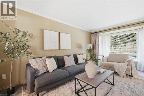 46 Devils Creek Drive, Cambridge, ON - Indoor Photo Showing Living Room