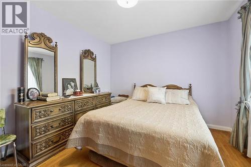1873 Main Street E, Hamilton, ON - Indoor Photo Showing Bedroom