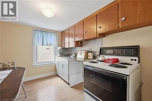 1873 Main Street E, Hamilton, ON - Indoor Photo Showing Kitchen