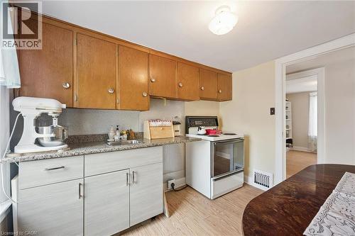 1873 Main Street E, Hamilton, ON - Indoor Photo Showing Kitchen