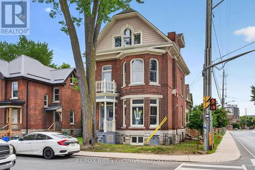 229 ALFRED STREET  Kingston (Central City East), ON K7L 3S1