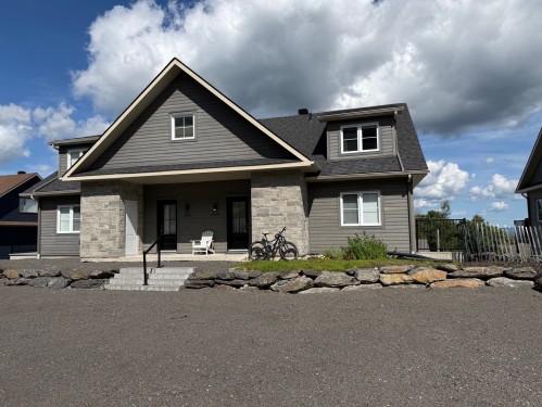 Façade - 424 Ch. Boulanger, Sutton, QC - Outdoor With Facade