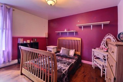 Chambre à coucher - 641 2E Rue O., Barraute, QC - Indoor Photo Showing Bedroom