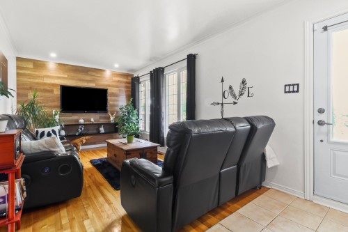 Salon - 64 Rue De Lorraine, Repentigny (Repentigny), QC - Indoor Photo Showing Living Room