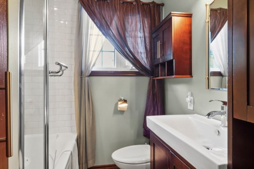 Salle de bains - 64 Rue De Lorraine, Repentigny (Repentigny), QC - Indoor Photo Showing Bathroom