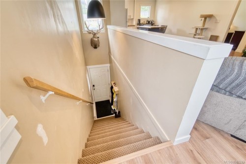 #202-211 Victoria Rd, Nanaimo, BC 