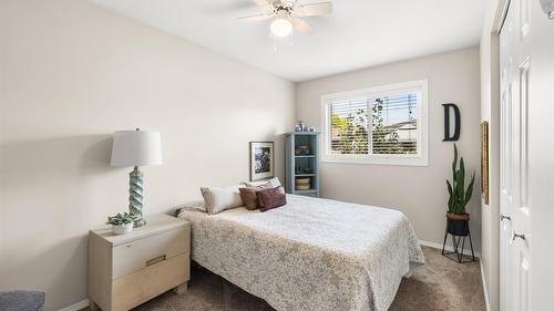 2433 Mcleary  N Crescent, Cranbrook, BC - Indoor Photo Showing Bedroom