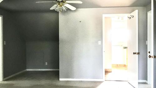 106 7Th Avenue, Kimberley, BC - Indoor Photo Showing Other Room