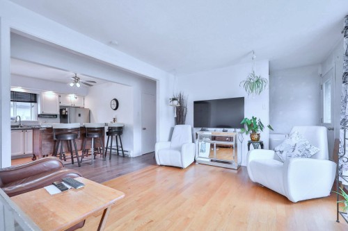 Vue d'ensemble - 181 Rue Beaulieu, Maniwaki, QC - Indoor Photo Showing Living Room