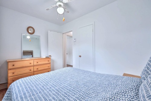 Chambre à coucher principale - 181 Rue Beaulieu, Maniwaki, QC - Indoor Photo Showing Bedroom