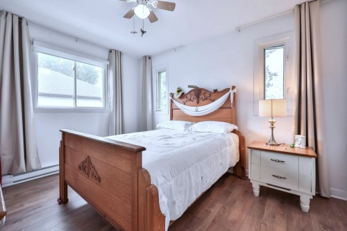 Chambre à coucher - 181 Rue Beaulieu, Maniwaki, QC - Indoor Photo Showing Bedroom