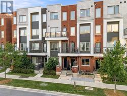 42 WILLIAM DUNCAN ROAD Toronto (Downsview-Roding-Cfb), ON M3K 0C5