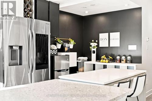 42 William Duncan Road, Toronto (Downsview-Roding-Cfb), ON - Indoor
