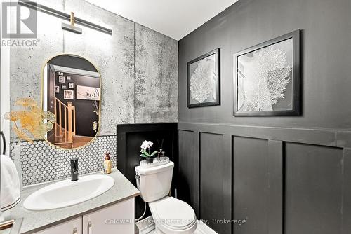 42 William Duncan Road, Toronto (Downsview-Roding-Cfb), ON - Indoor Photo Showing Bathroom