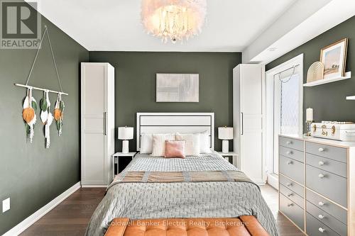 42 William Duncan Road, Toronto (Downsview-Roding-Cfb), ON - Indoor Photo Showing Bedroom
