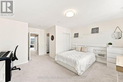 42 William Duncan Road, Toronto (Downsview-Roding-Cfb), ON - Indoor Photo Showing Bedroom