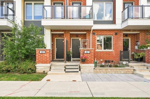 42 William Duncan Road, Toronto (Downsview-Roding-Cfb), ON - Outdoor