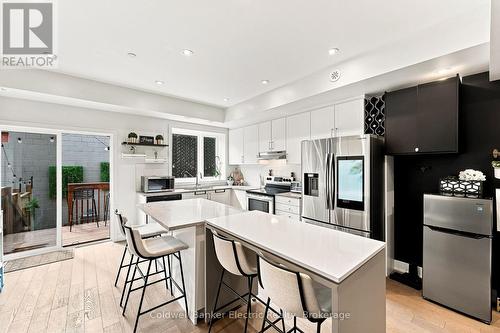 42 William Duncan Road, Toronto (Downsview-Roding-Cfb), ON - Indoor Photo Showing Kitchen With Upgraded Kitchen
