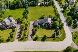 43 GRAYFIELD DRIVE  Whitchurch-Stouffville, ON L4A 0B1