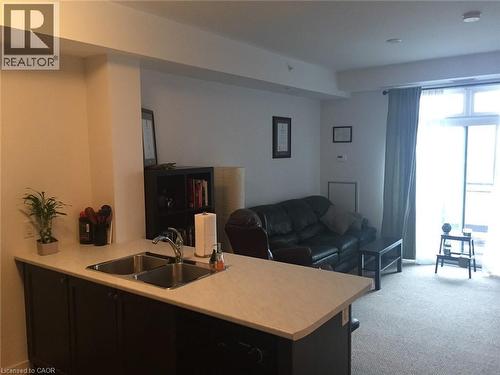 5020 CORPORATE Drive Unit# 215 , Burlington, Ontario L7L 0H7 3